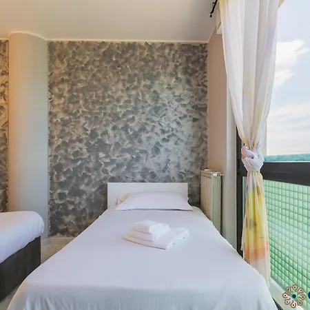 Πανσιόν The Boat By Apulia Μπάρι