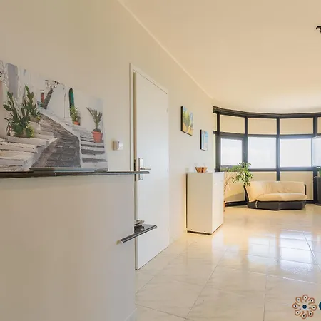 Πανσιόν The Boat By Apulia Μπάρι